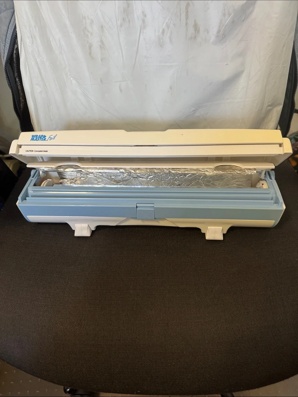 Wrap Master Foil Dispenser model 1500 in White and Light Blue